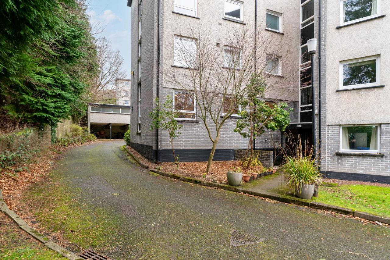 Ground-Fl Two Bedroom Apartment In Bridge Of Allan Exterior foto